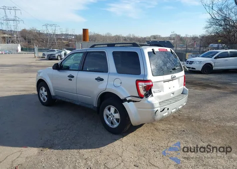 2011 Ford Escape Xlt из США, поврежденный, VIN 1FMCU9D78BKB69747